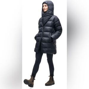 Indyeva-Black Puffer Coat with Hood